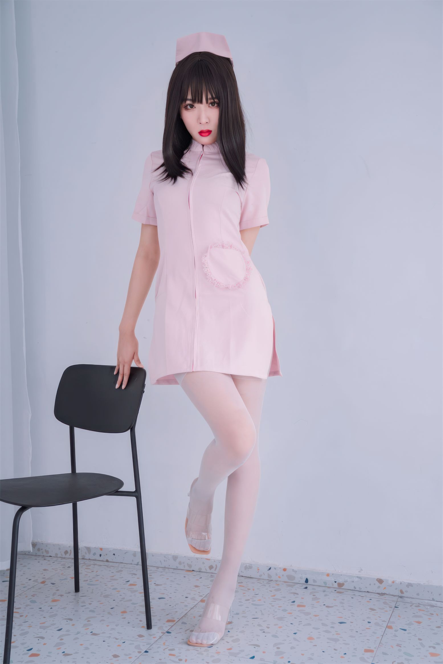 轩萧学姐 - 粉色护士(3)