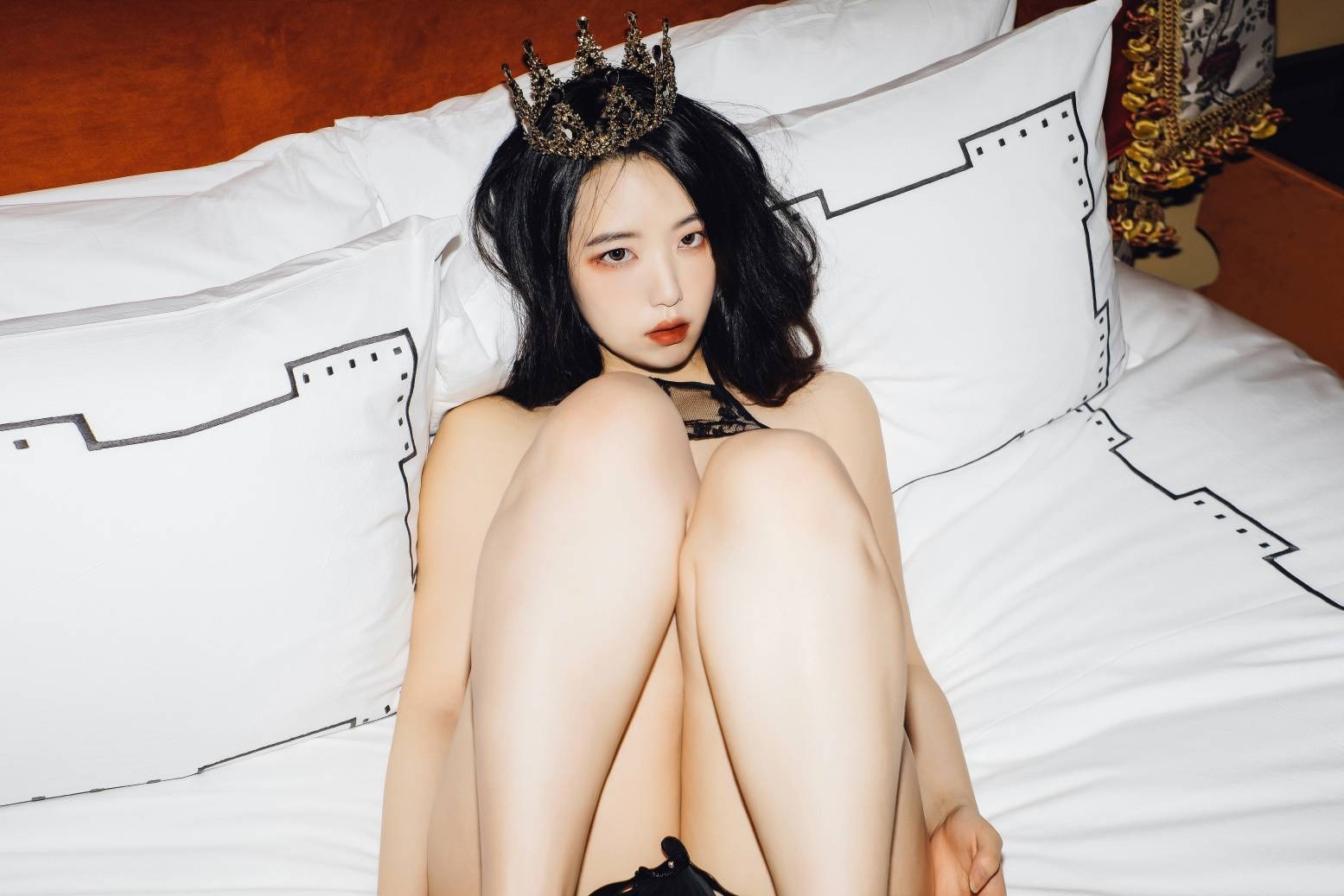 Moon Night Snap Dame (담) – Pride girl + video(26)