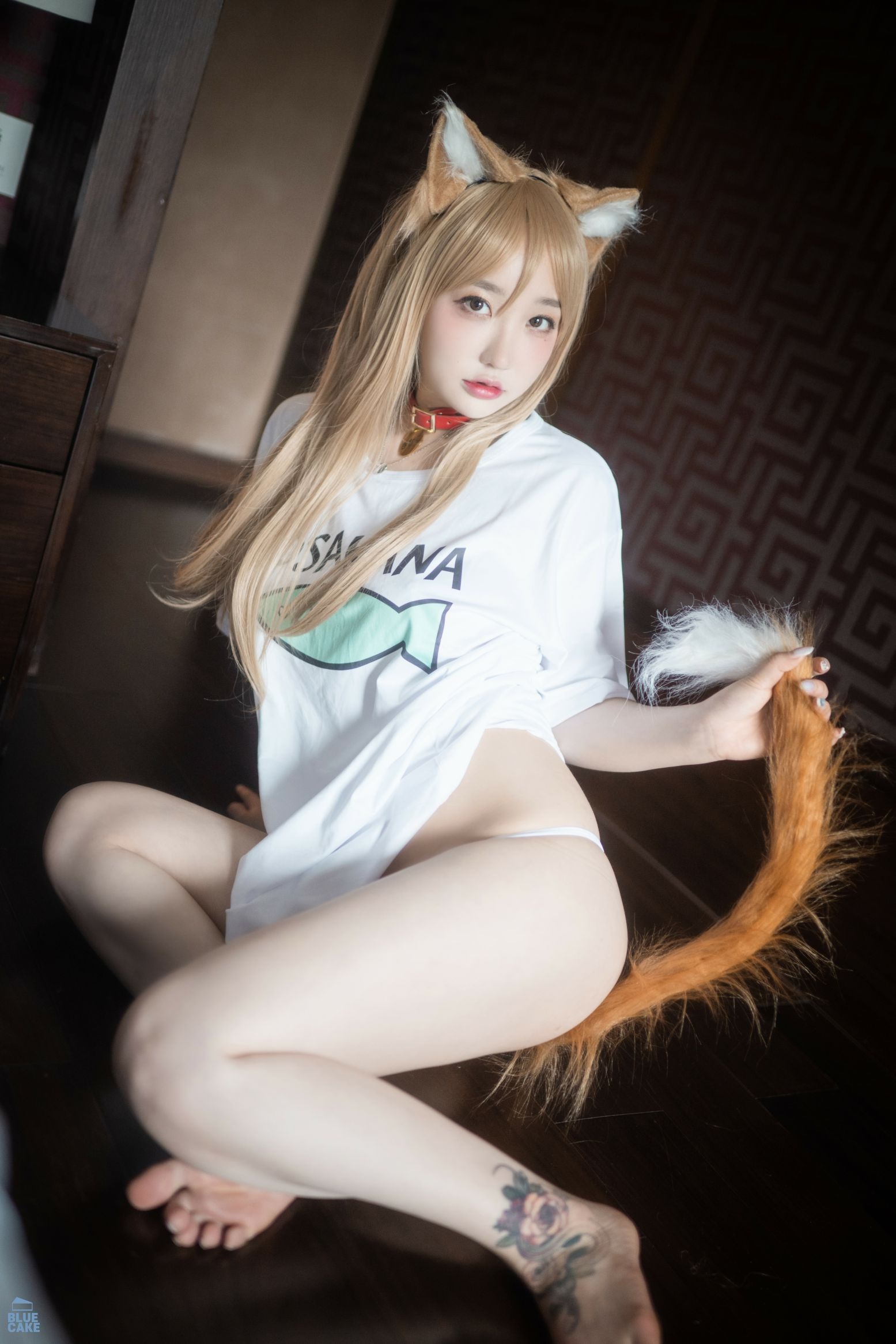 [BLUECAKE] YeEun (손예은) – Puss Puss RED.Ver + COSPLAY(117)