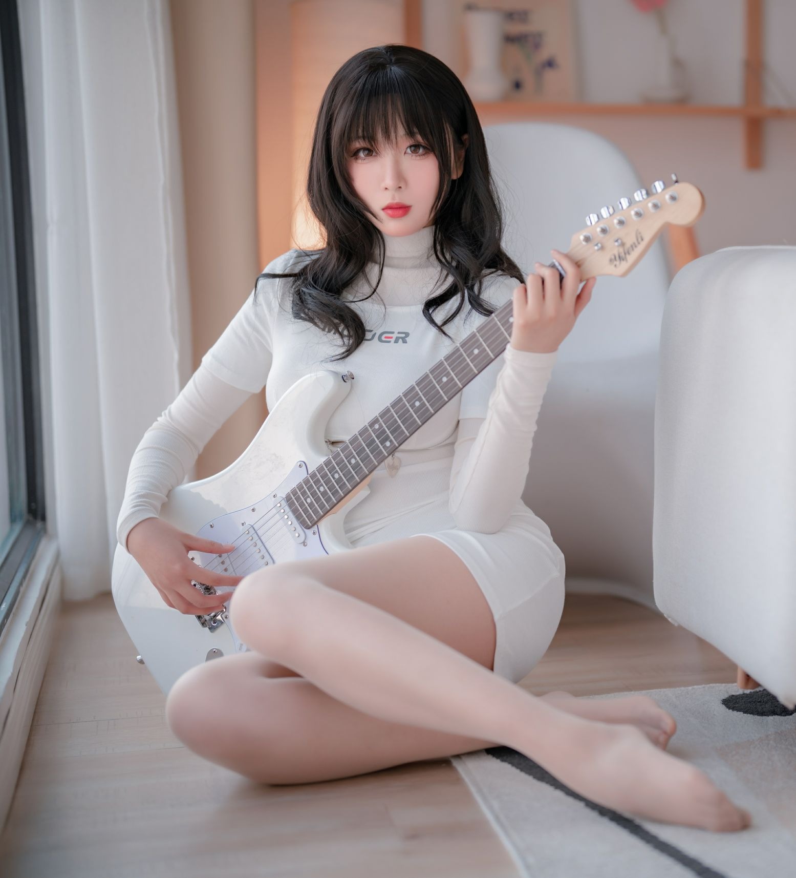 轩萧学姐 - 吉他妹妹肉丝套(22)