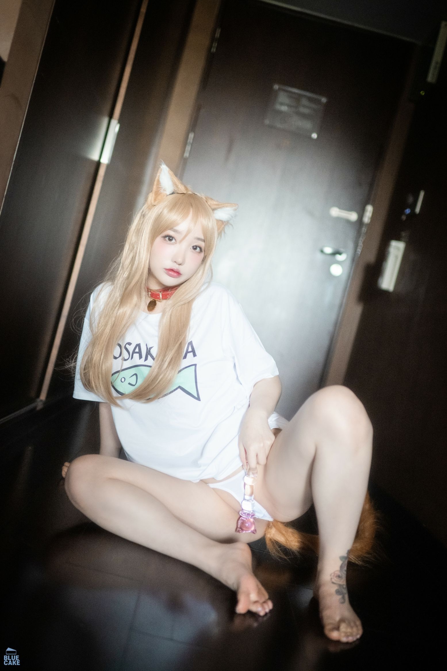 [BLUECAKE] YeEun (손예은) – Puss Puss RED.Ver + COSPLAY(72)