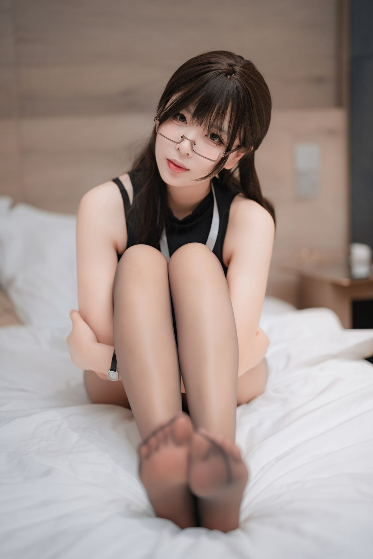轩萧学姐 – 眼镜娘OL(52)