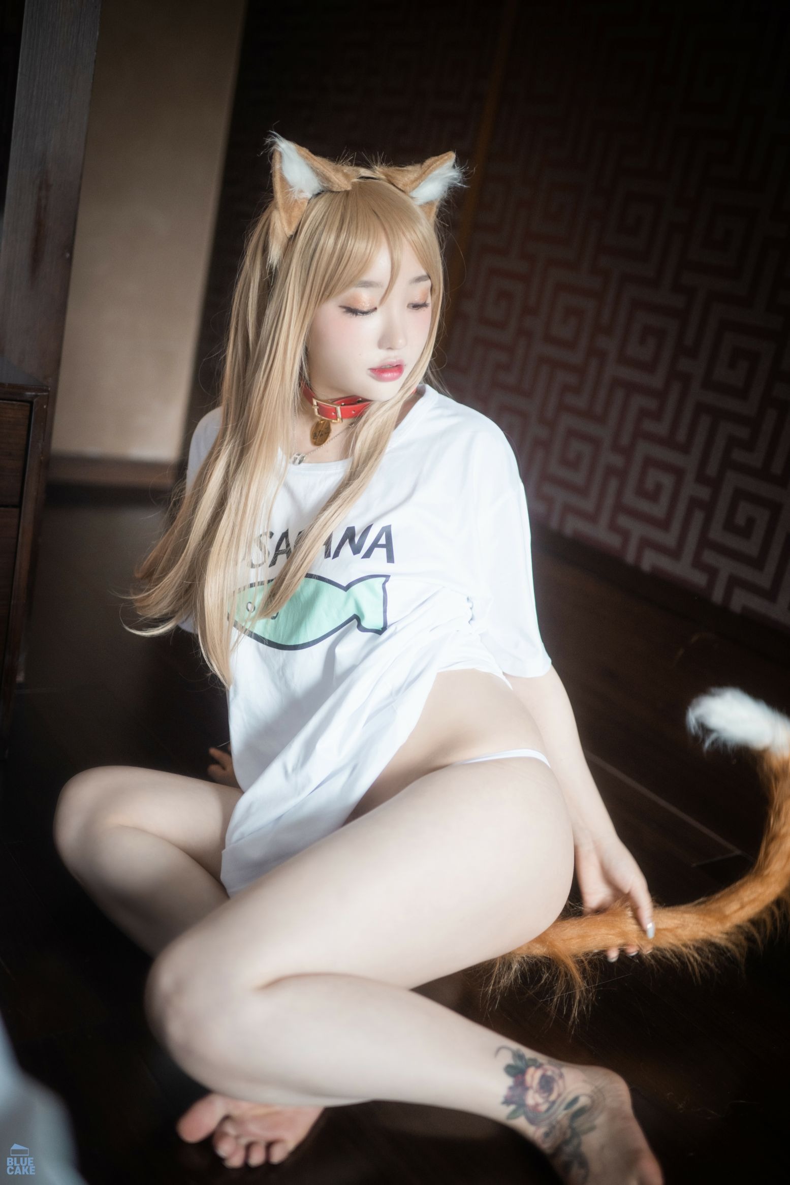 [BLUECAKE] YeEun (손예은) – Puss Puss RED.Ver + COSPLAY(129)