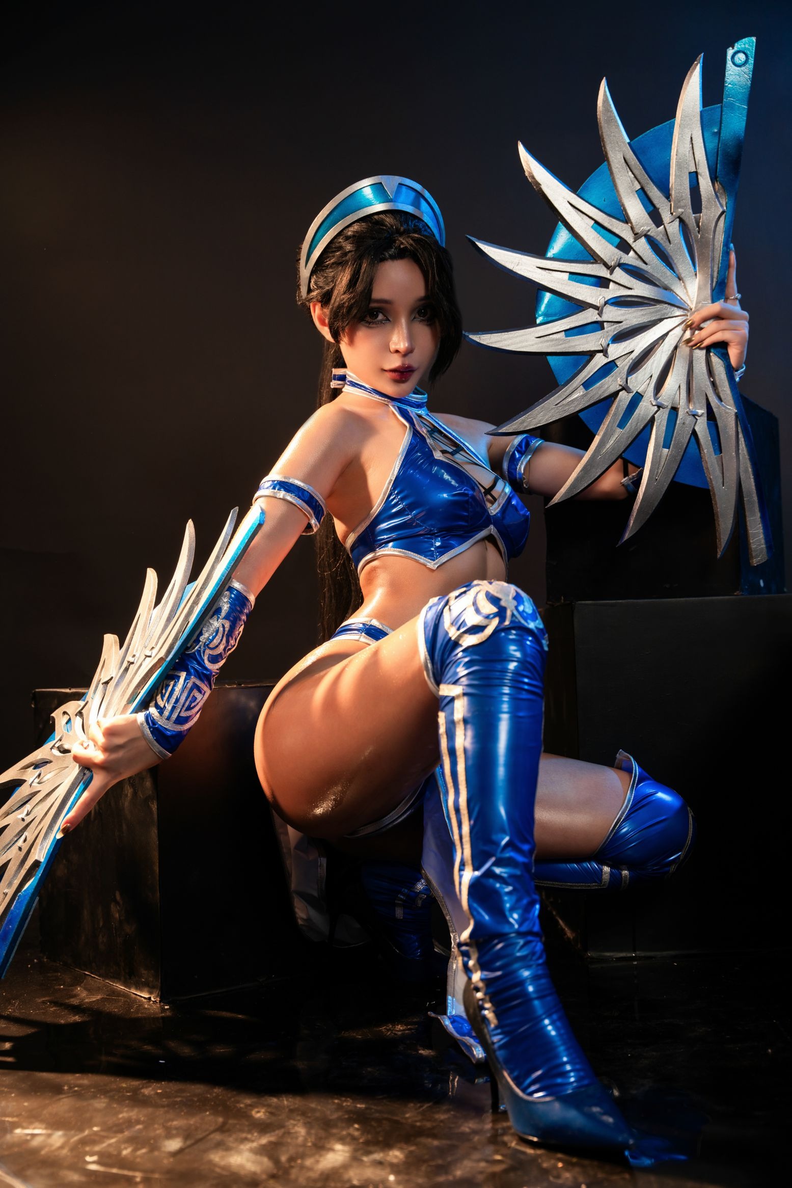 Umeko J cosplay Kitana - Mortal Kombat(78)