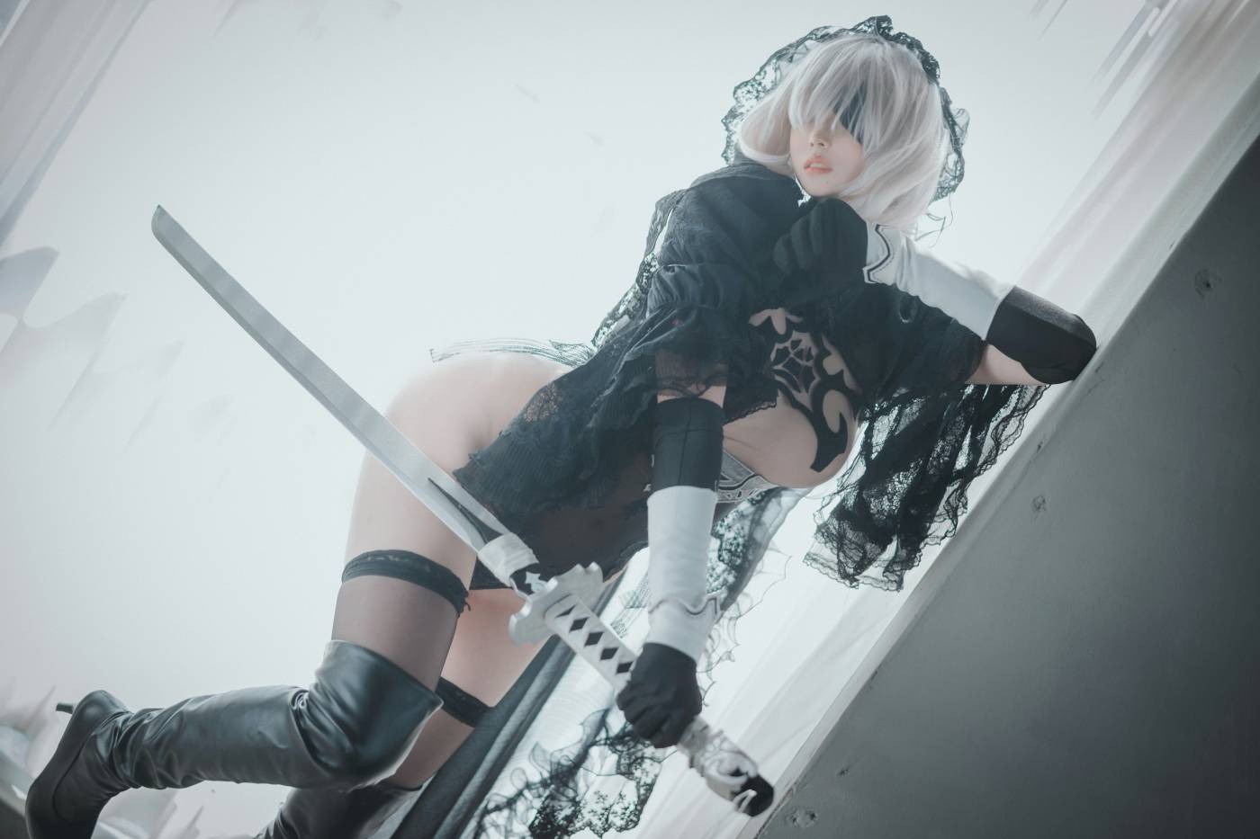 DJAWA Photo - Bambi (밤비) - La Rose NoirE 2B(64)